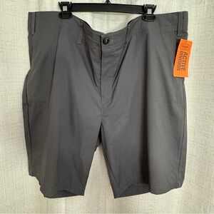 Foundry Active Division Men’s Comfort Stretch Quick Dry Dark Gray Shorts Size 50